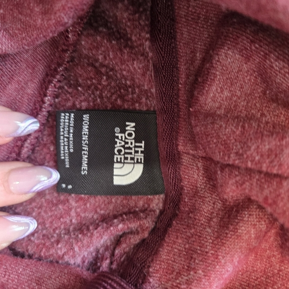 The North Face Red Hoodie Long Sleeve - Picture 3 of 5
